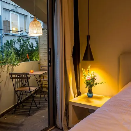 Athens Suites Apartment *